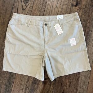St. John's Bay Women's Tan Shorts
